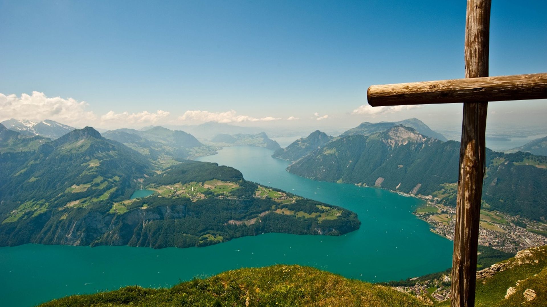 Fronalpstock summit panorama